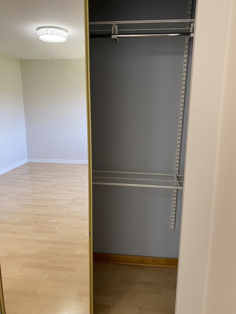 2218 S Goebbert Road Unit: 290