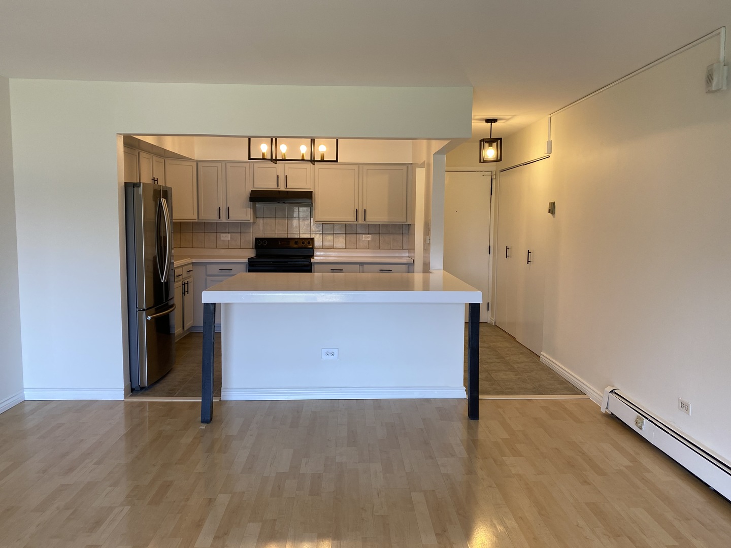 2218 S Goebbert Road Unit: 290