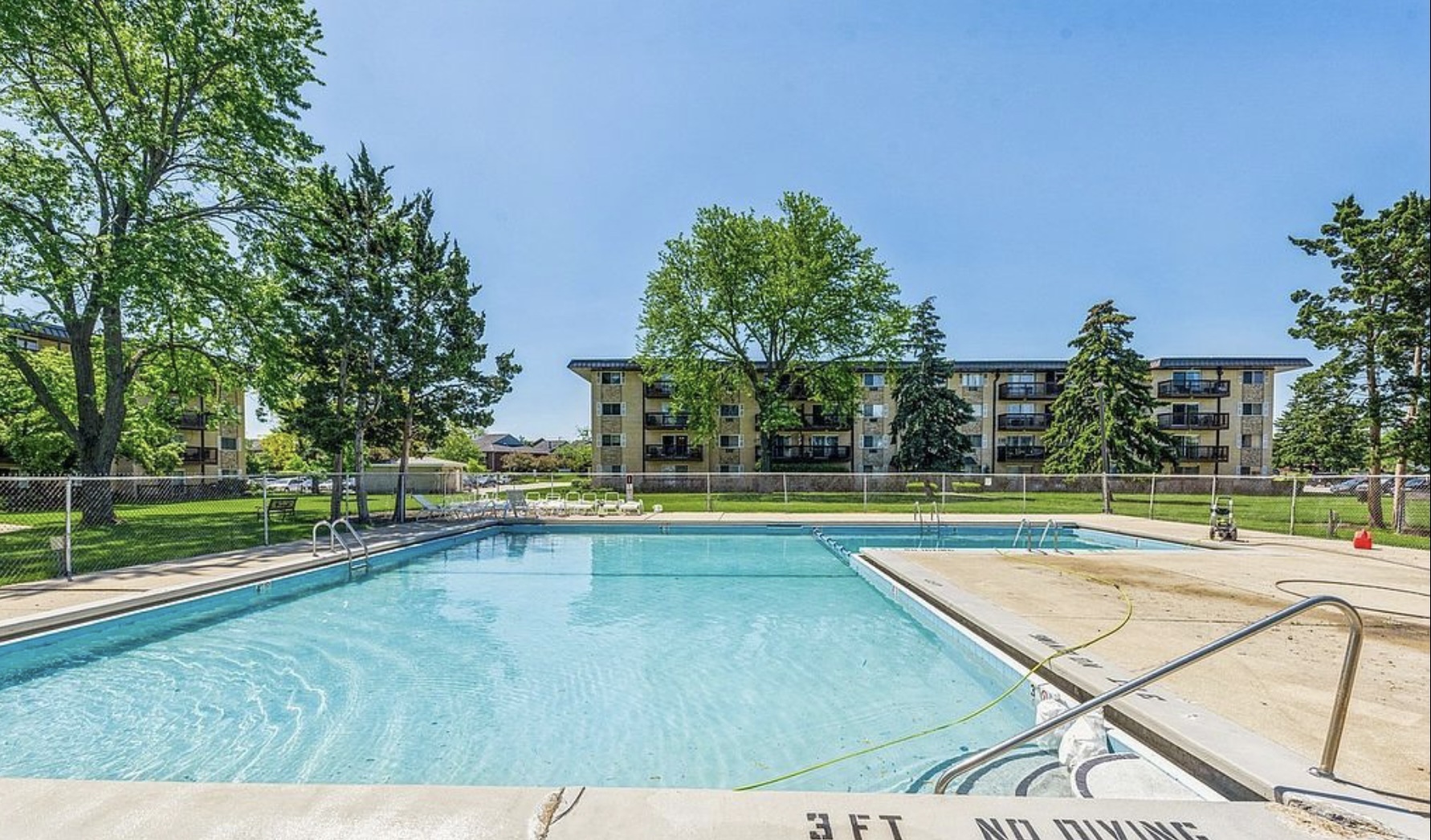 2218 S Goebbert Road Unit: 290