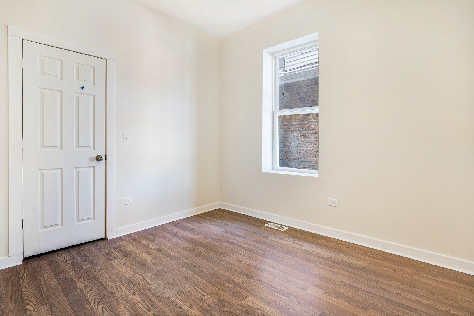 6709 S Carpenter Street