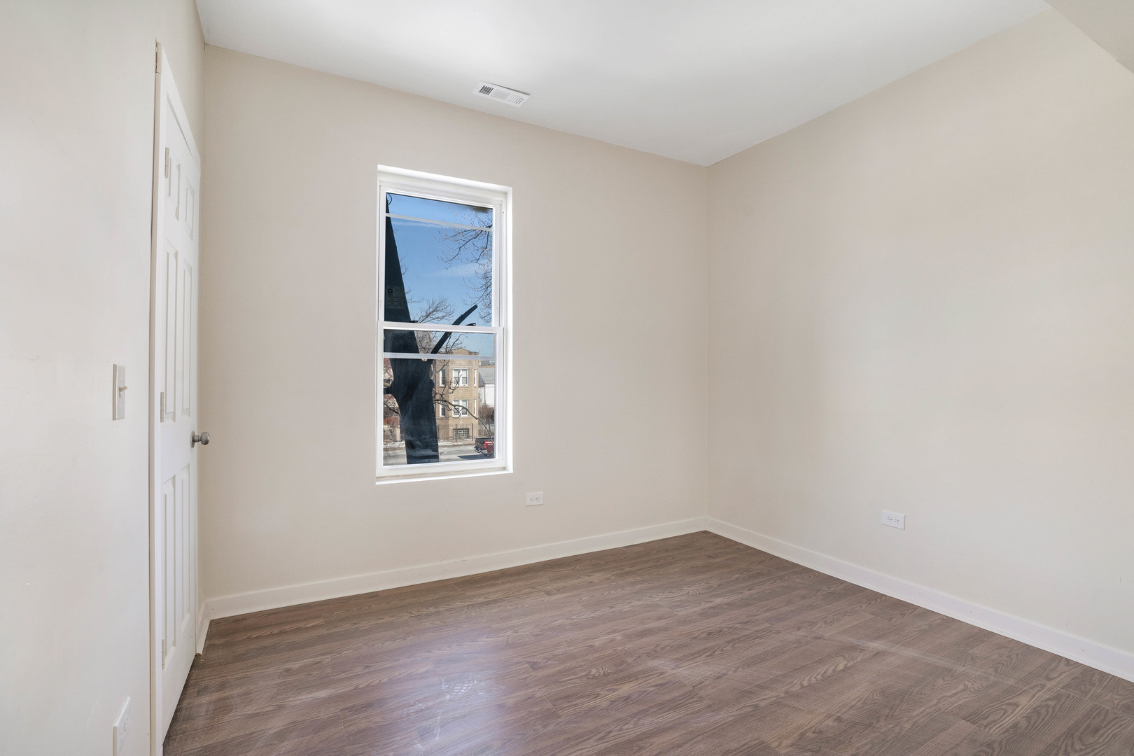 6709 S Carpenter Street