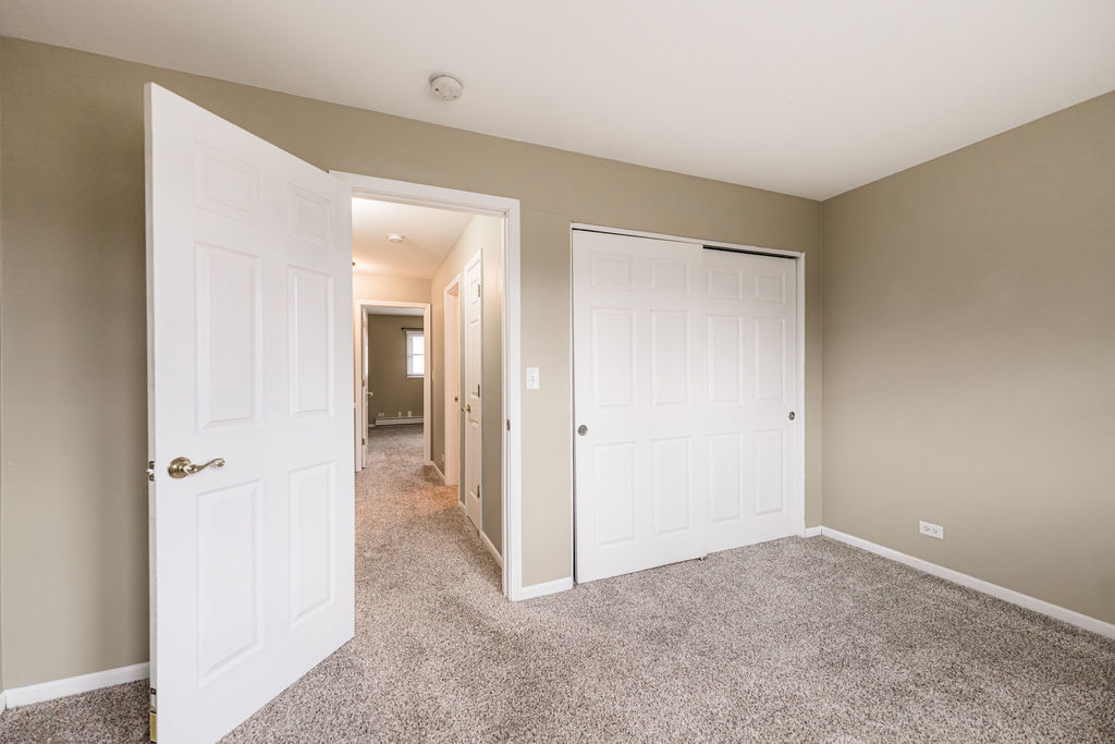 33605 N Evergreen Drive