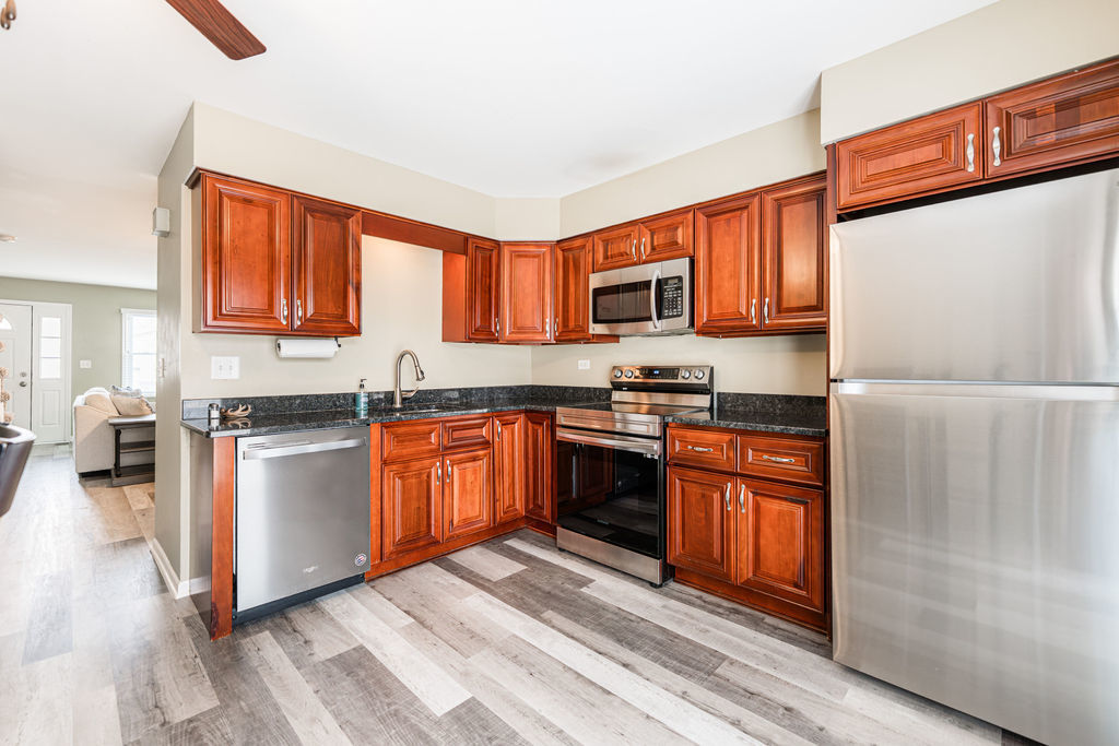 33605 N Evergreen Drive