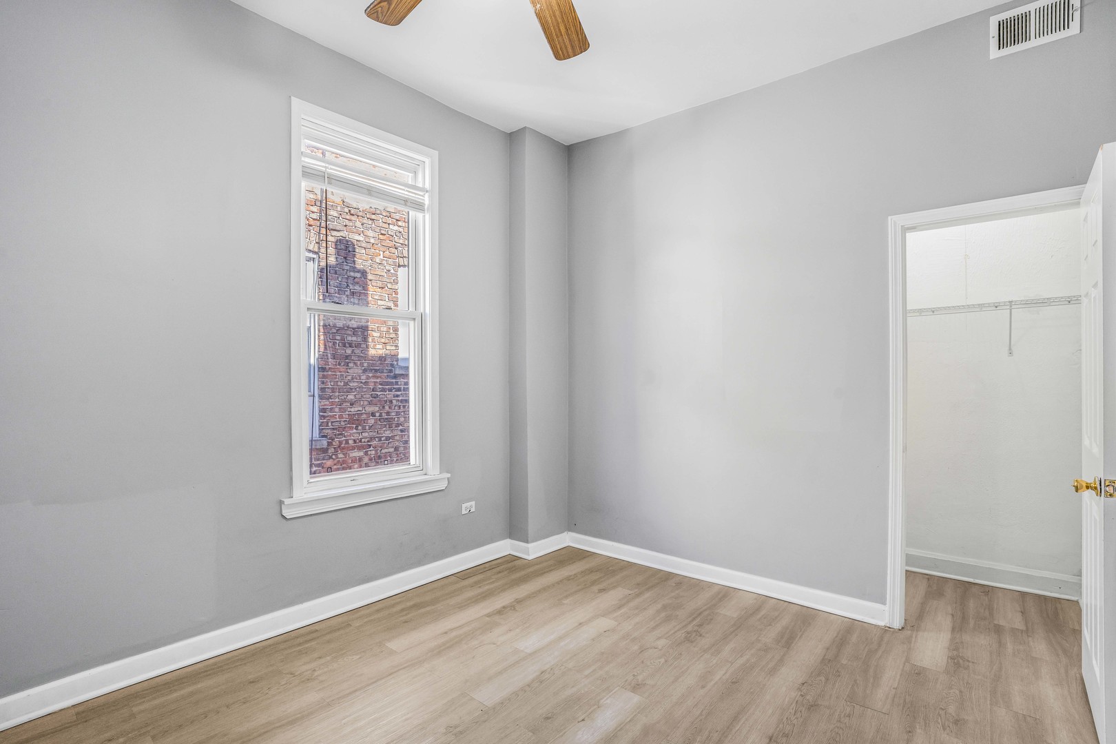 2104 S Springfield Avenue Unit: 2