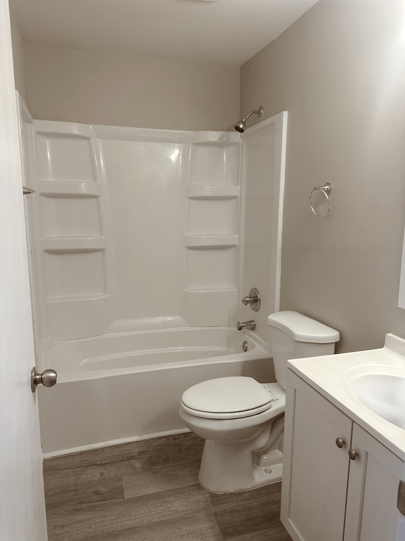 121 S Annandale Drive