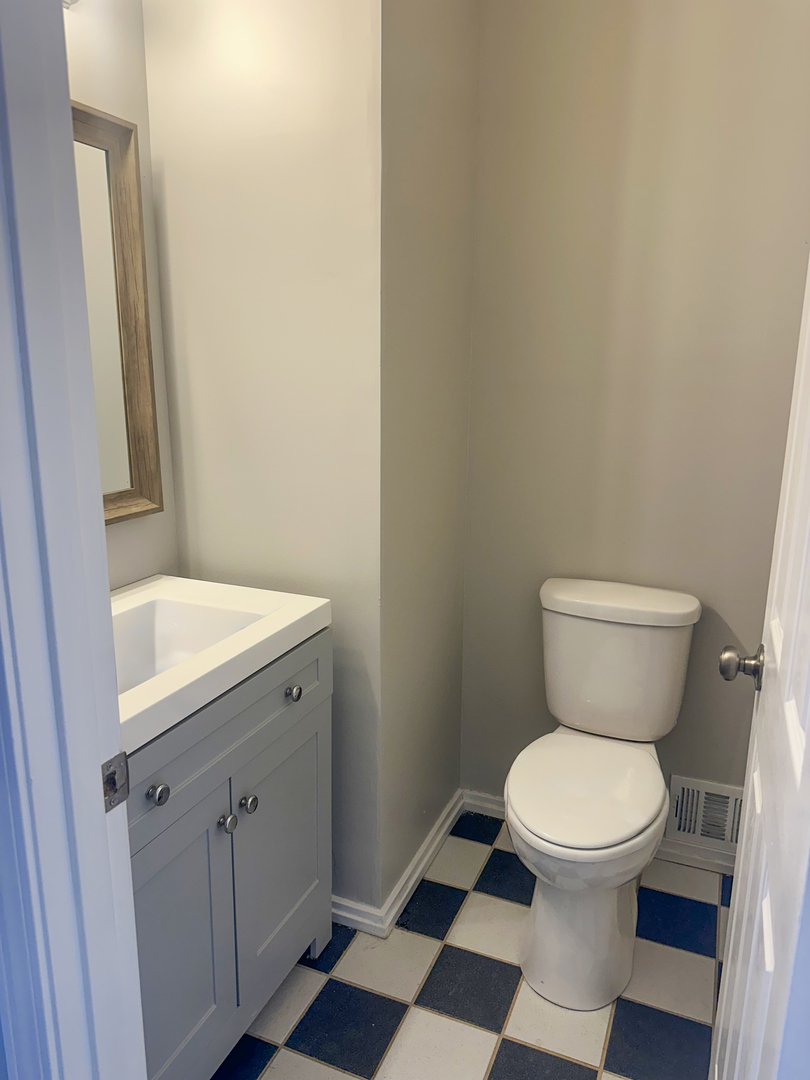 121 S Annandale Drive