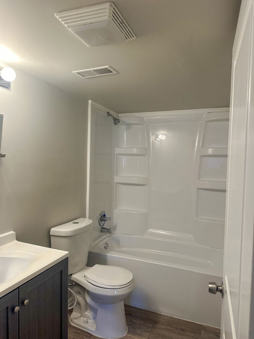 121 S Annandale Drive