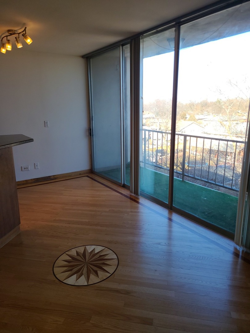 1043 S York Road Unit: 412