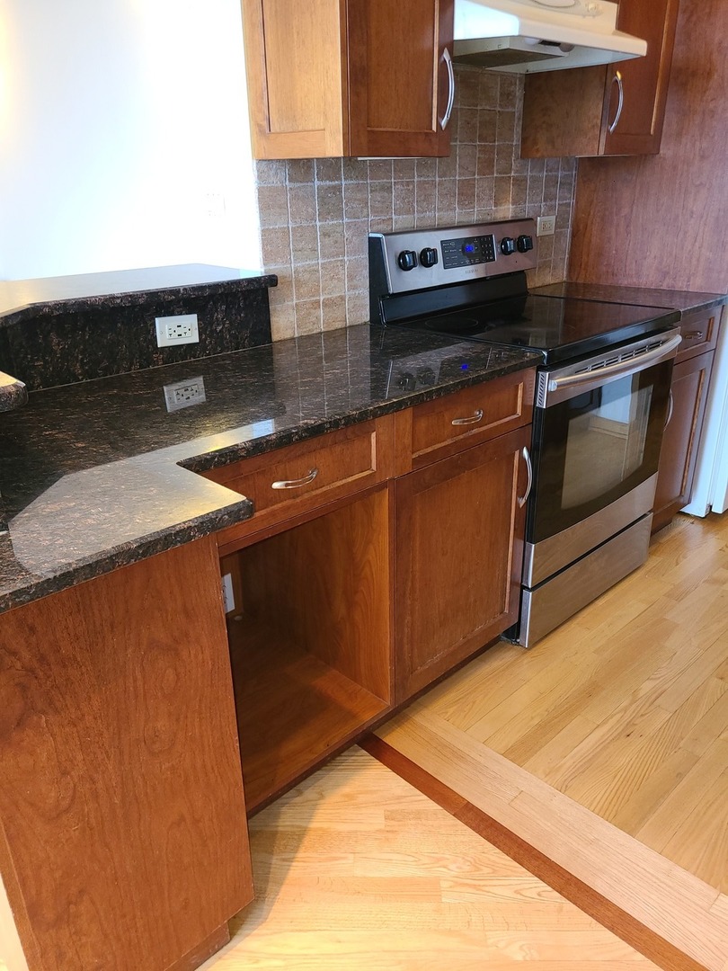 1043 S York Road Unit: 412