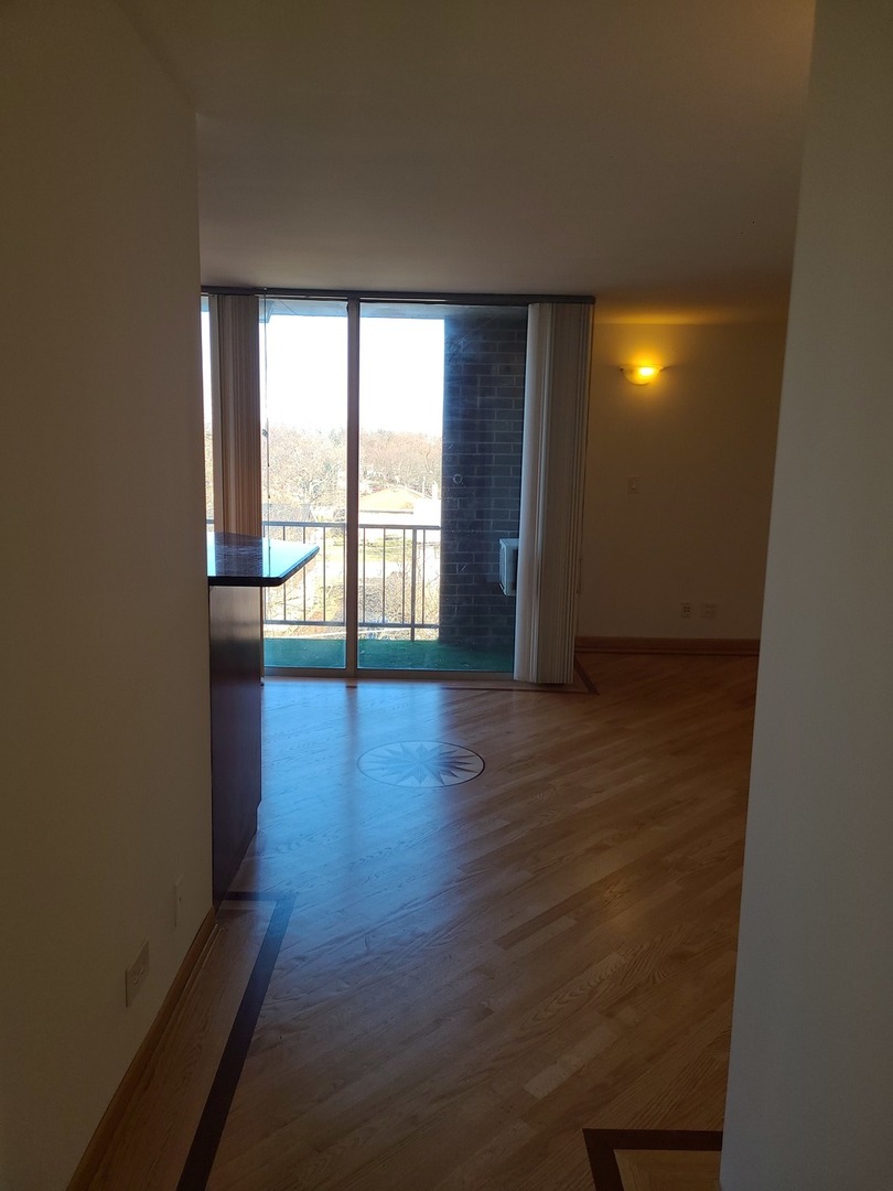 1043 S York Road Unit: 412