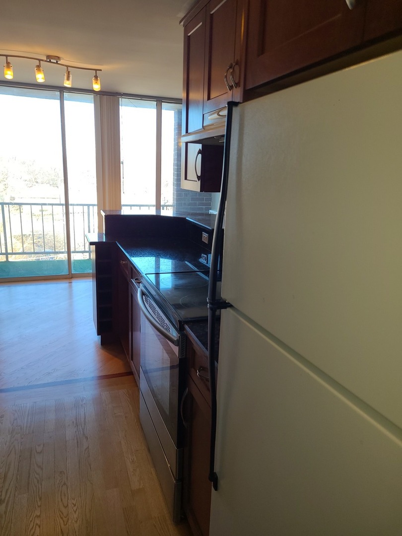 1043 S York Road Unit: 412