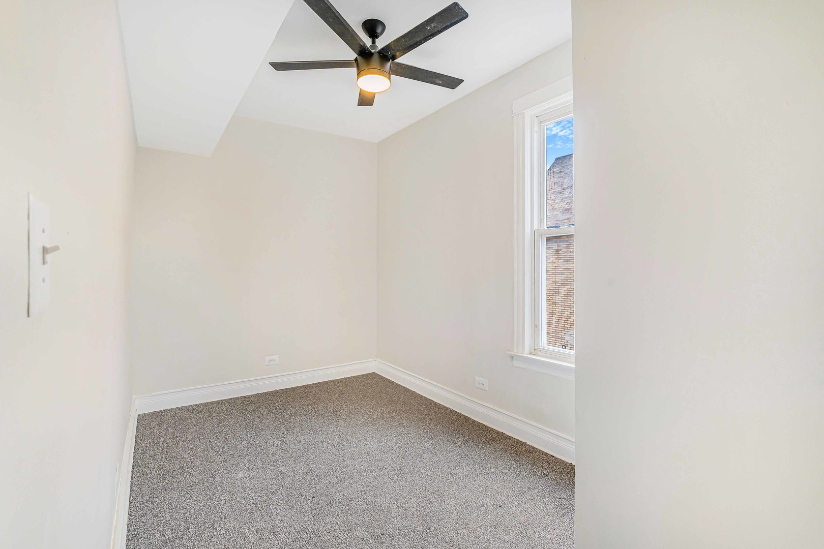 7947 S Burnham Avenue