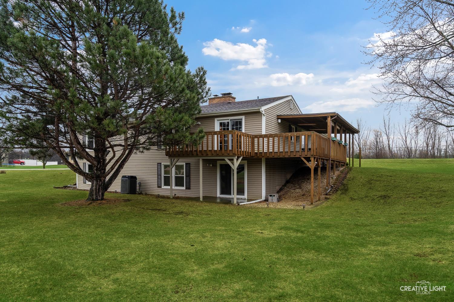 11n638 Old Barn Road