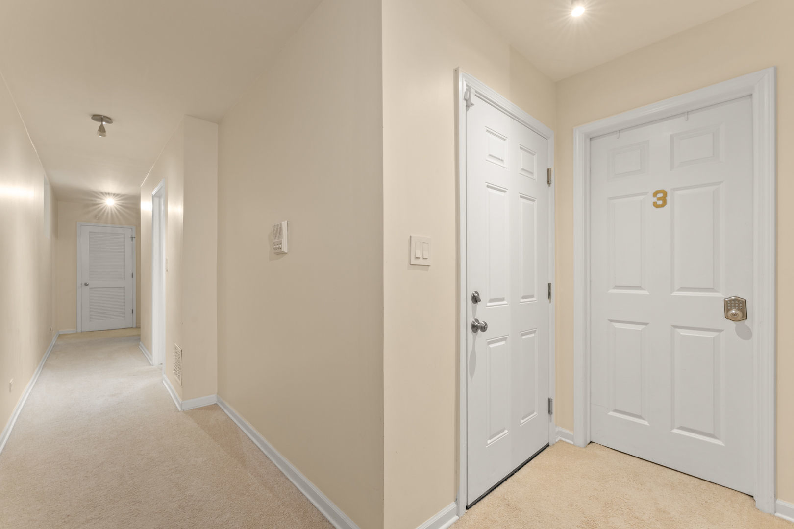 4245 S VINCENNES Avenue Unit: 1