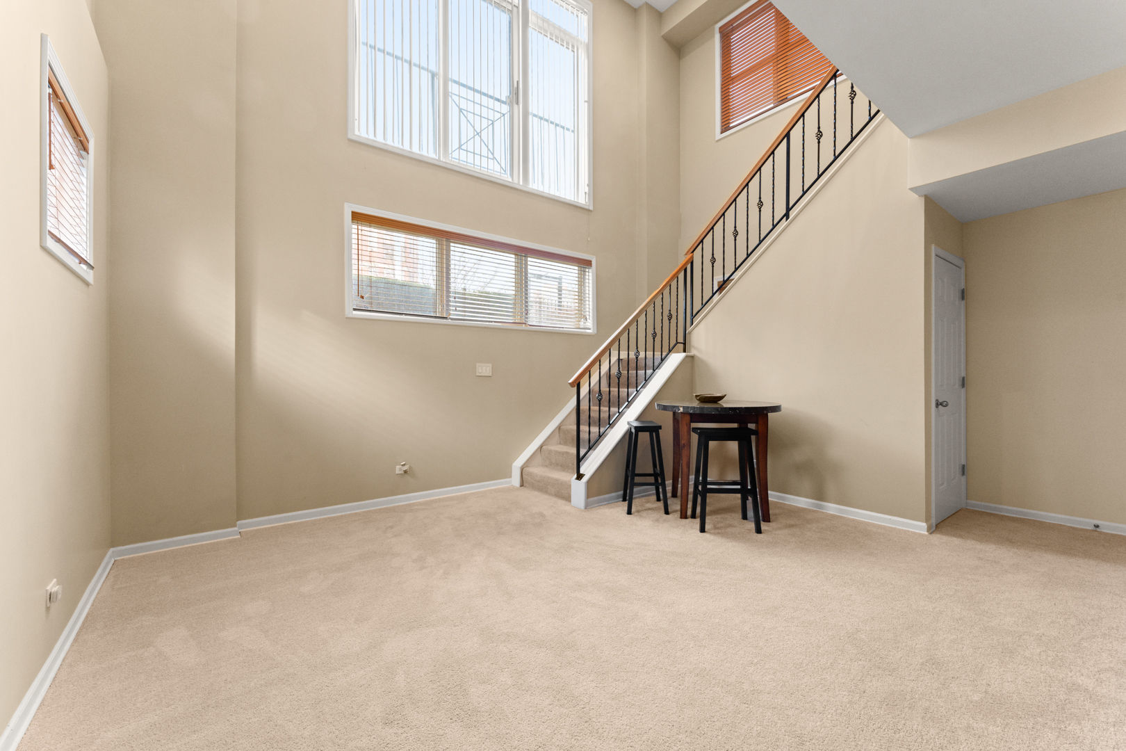 4245 S VINCENNES Avenue Unit: 1