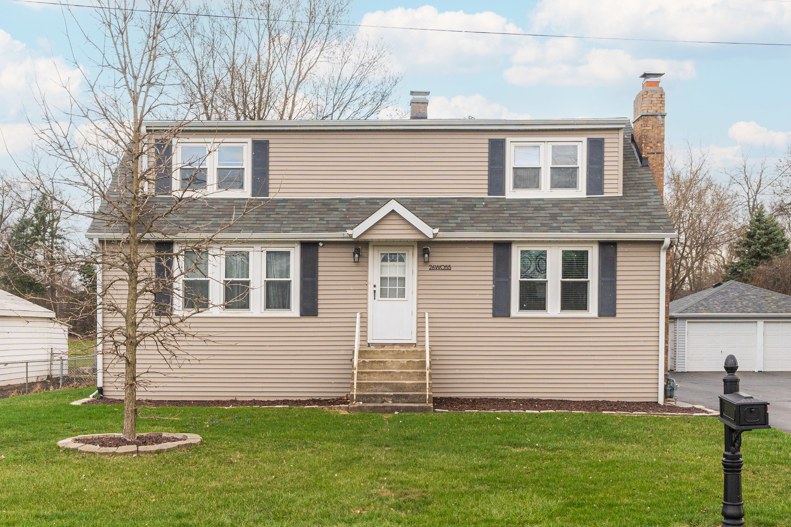 26W055 Armbrust Avenue