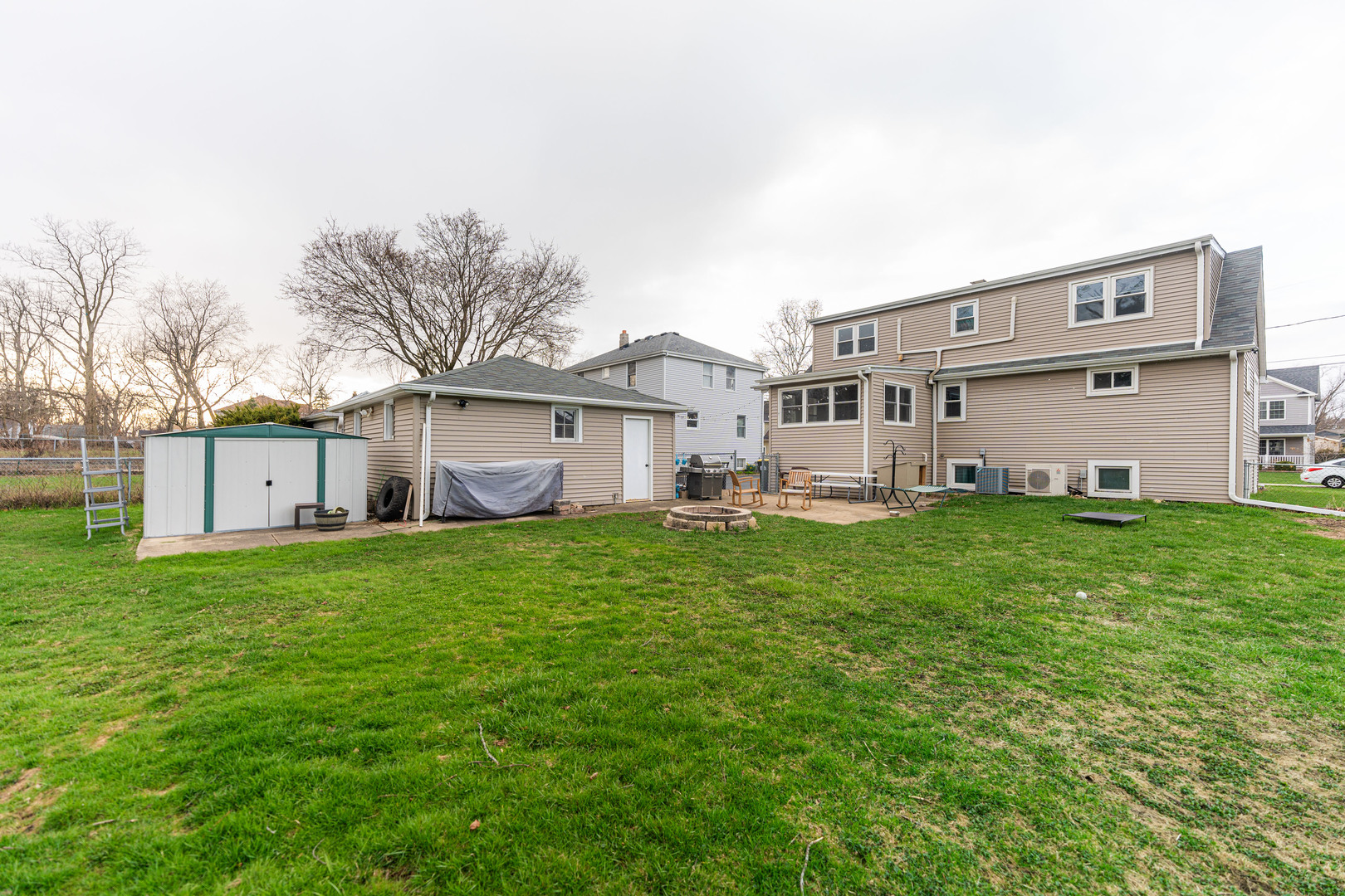 26W055 Armbrust Avenue