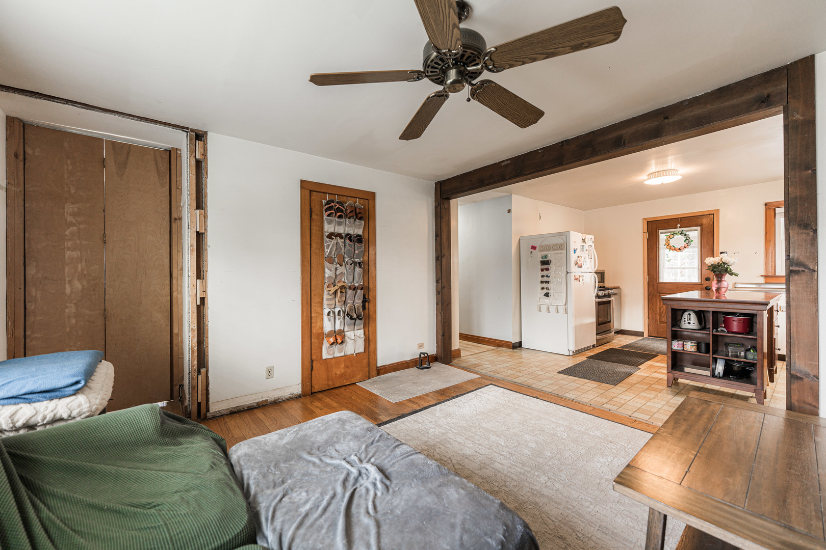 26W055 Armbrust Avenue