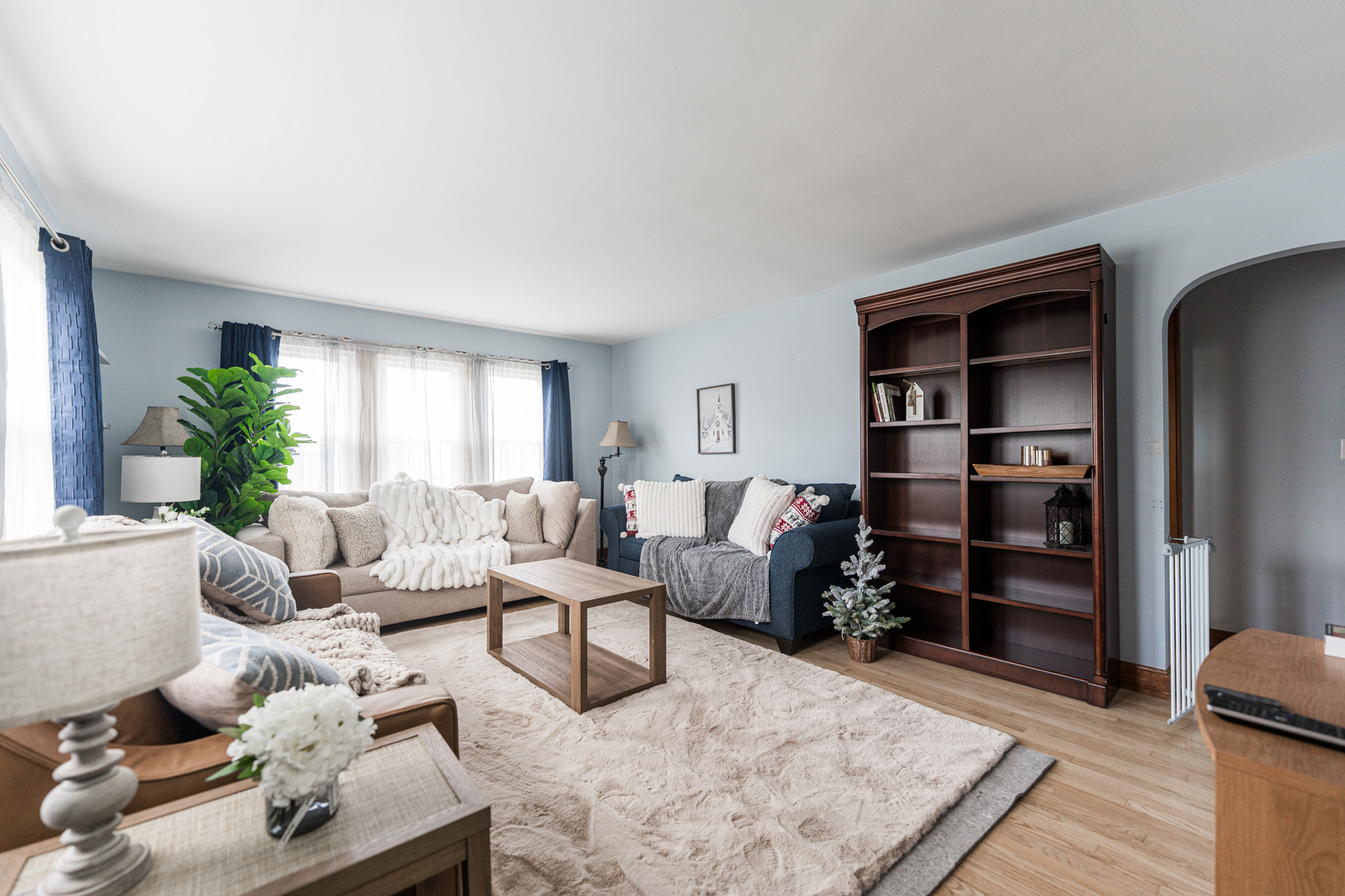 26W055 Armbrust Avenue