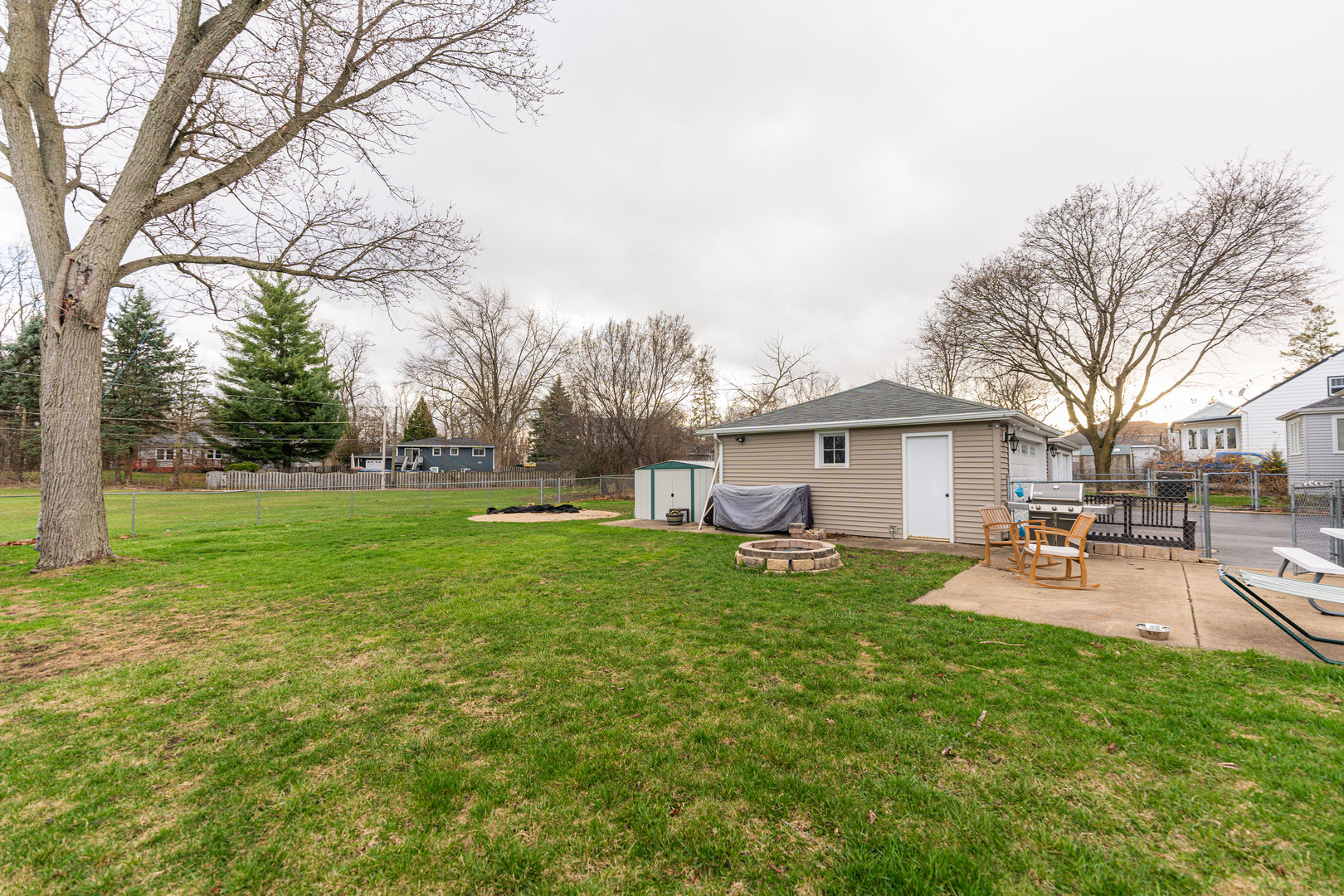 26W055 Armbrust Avenue