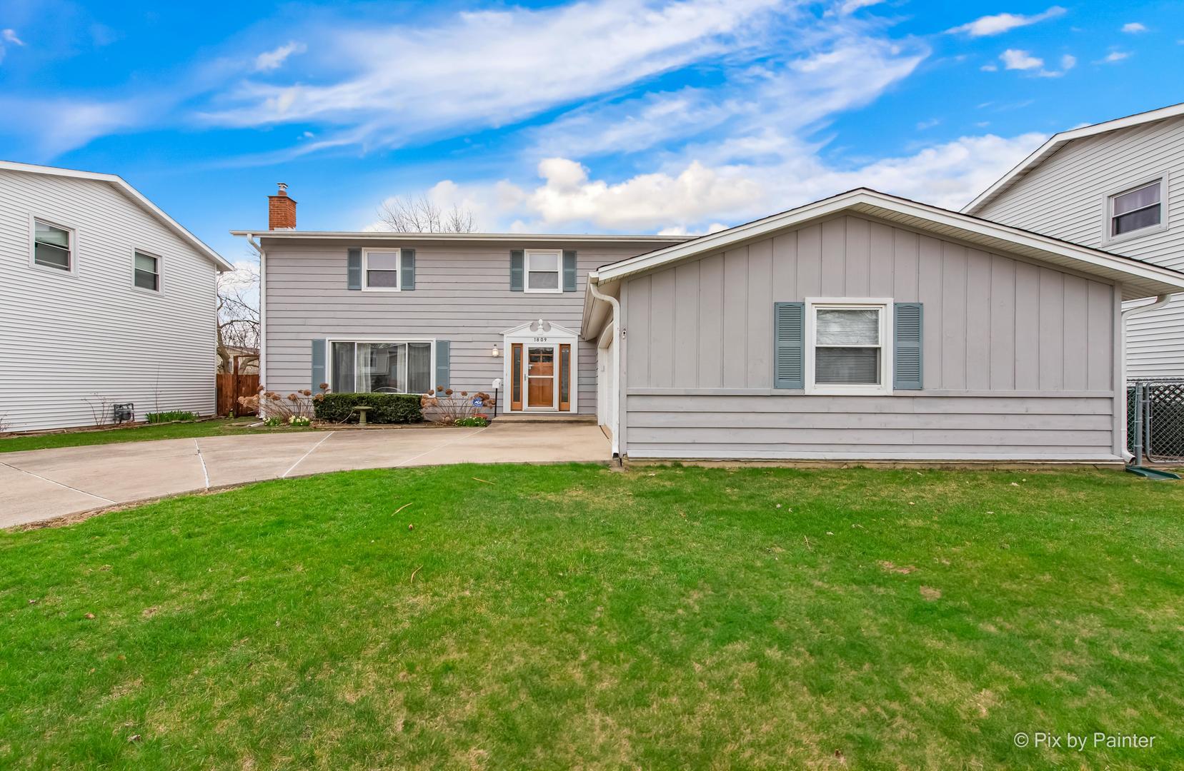 1809 W Locust Lane