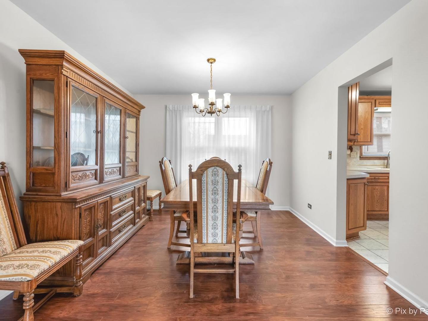 1809 W Locust Lane