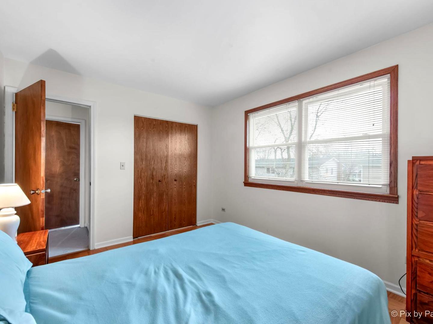 1809 W Locust Lane