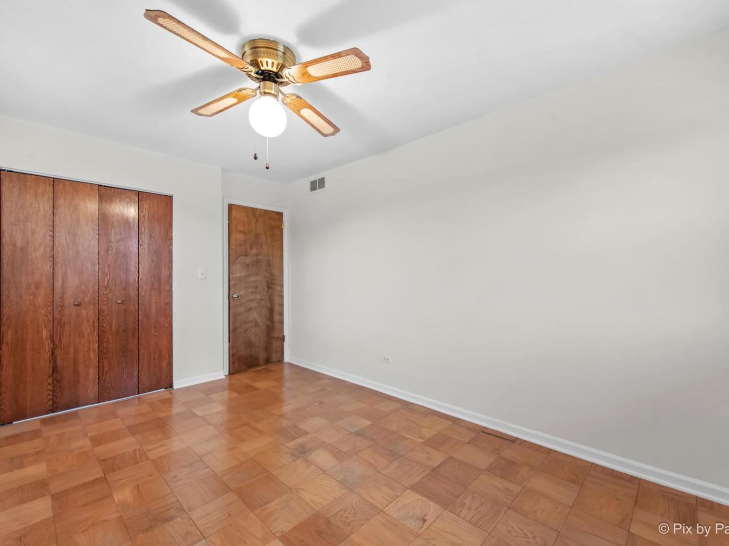 1809 W Locust Lane