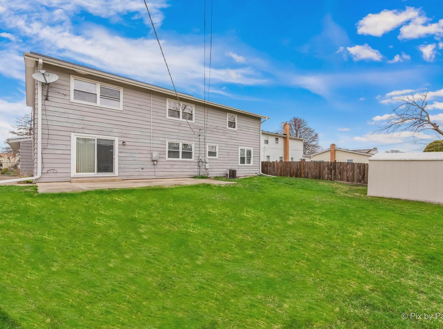 1809 W Locust Lane