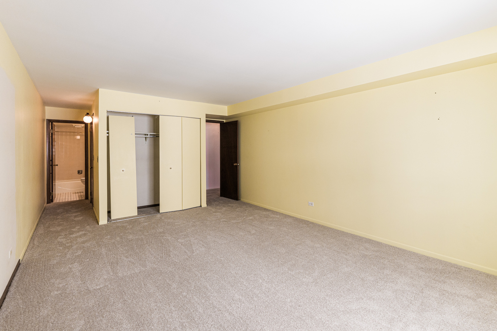 603 S River Road Unit: 3E