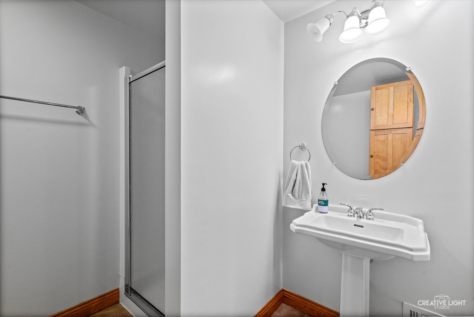 4N124 Henry Wadsworth Longfellow Place