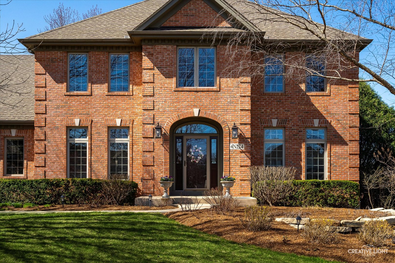 4N124 Henry Wadsworth Longfellow Place