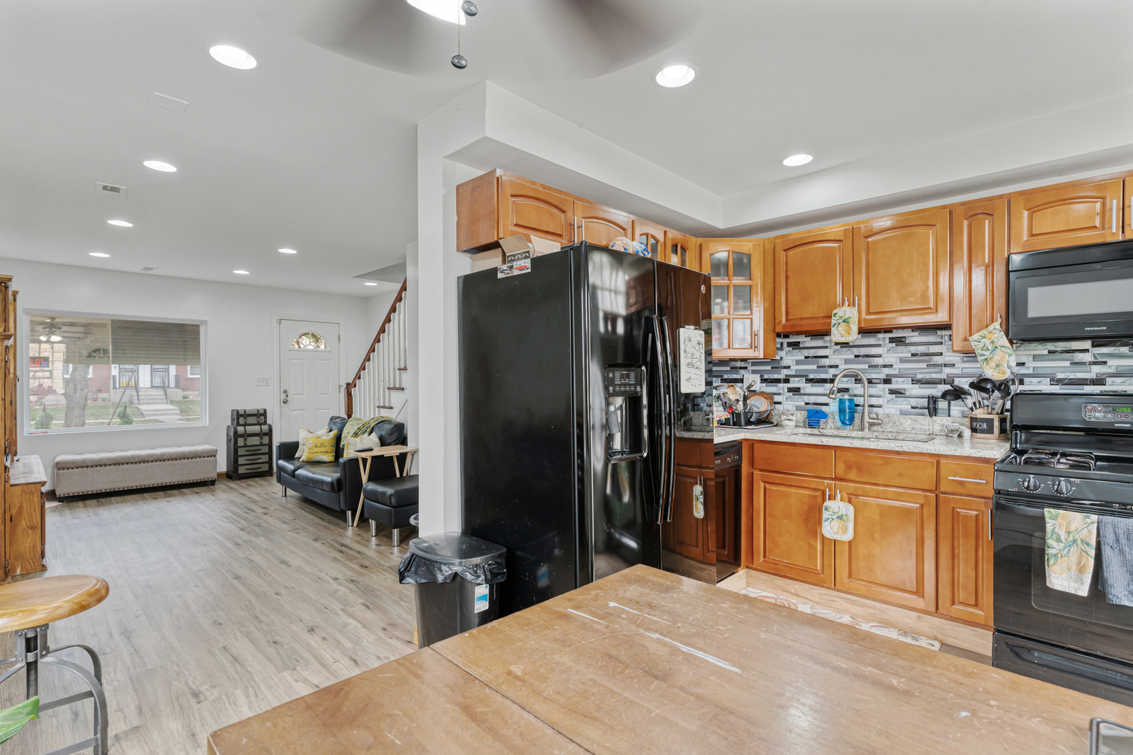 7600 S Euclid Avenue