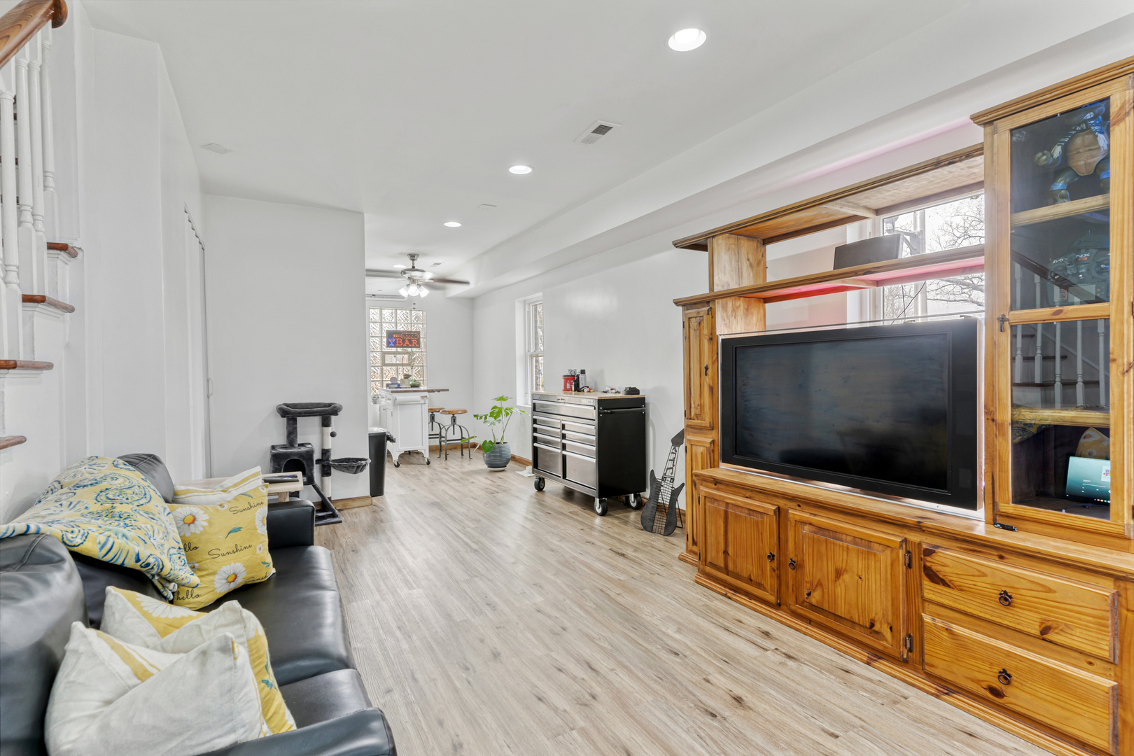 7600 S Euclid Avenue