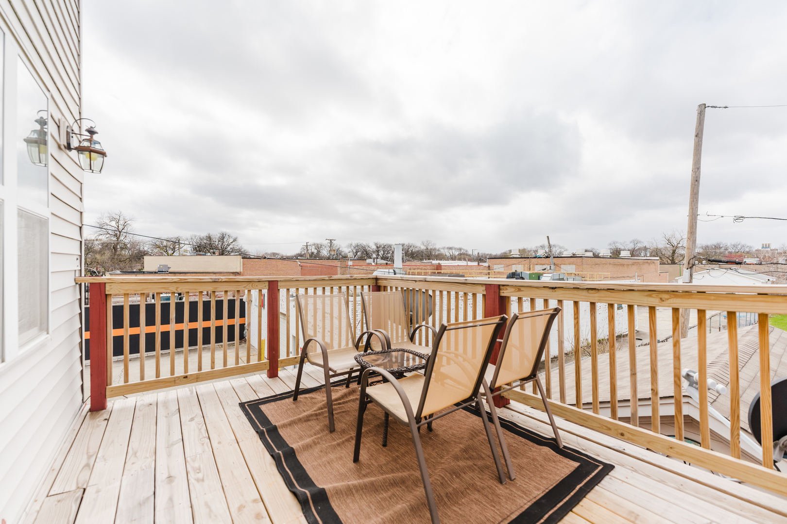 1838 N Lockwood Avenue Unit: B