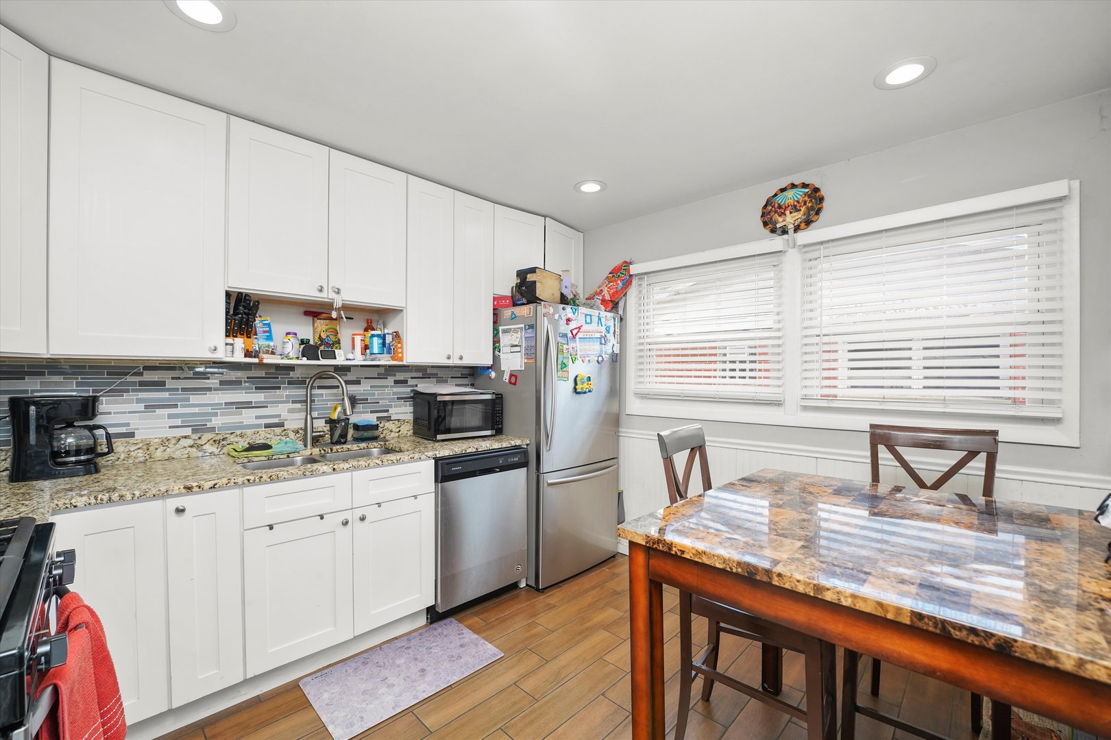 6730 Valley View Road