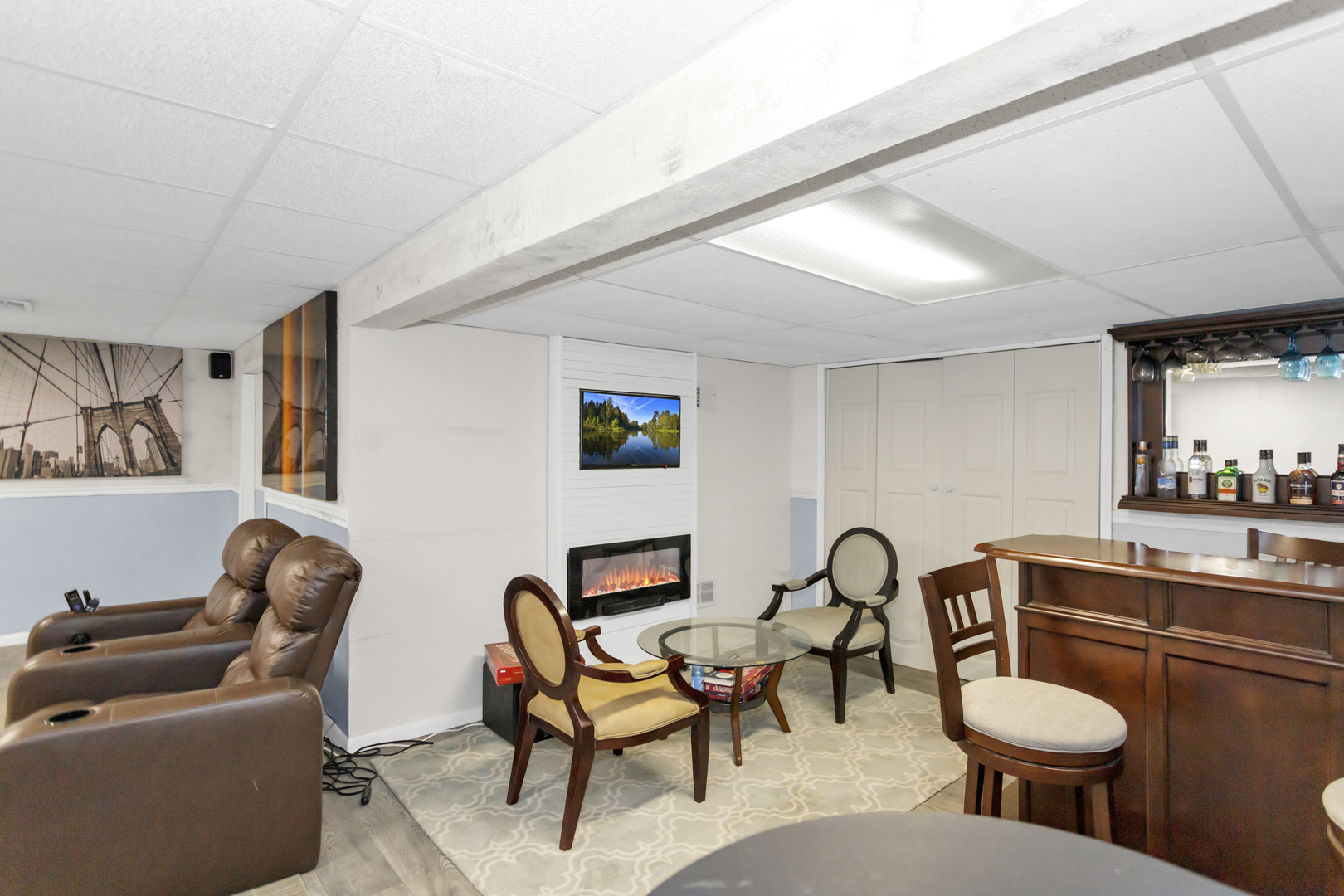 2687 Kettlehook Drive