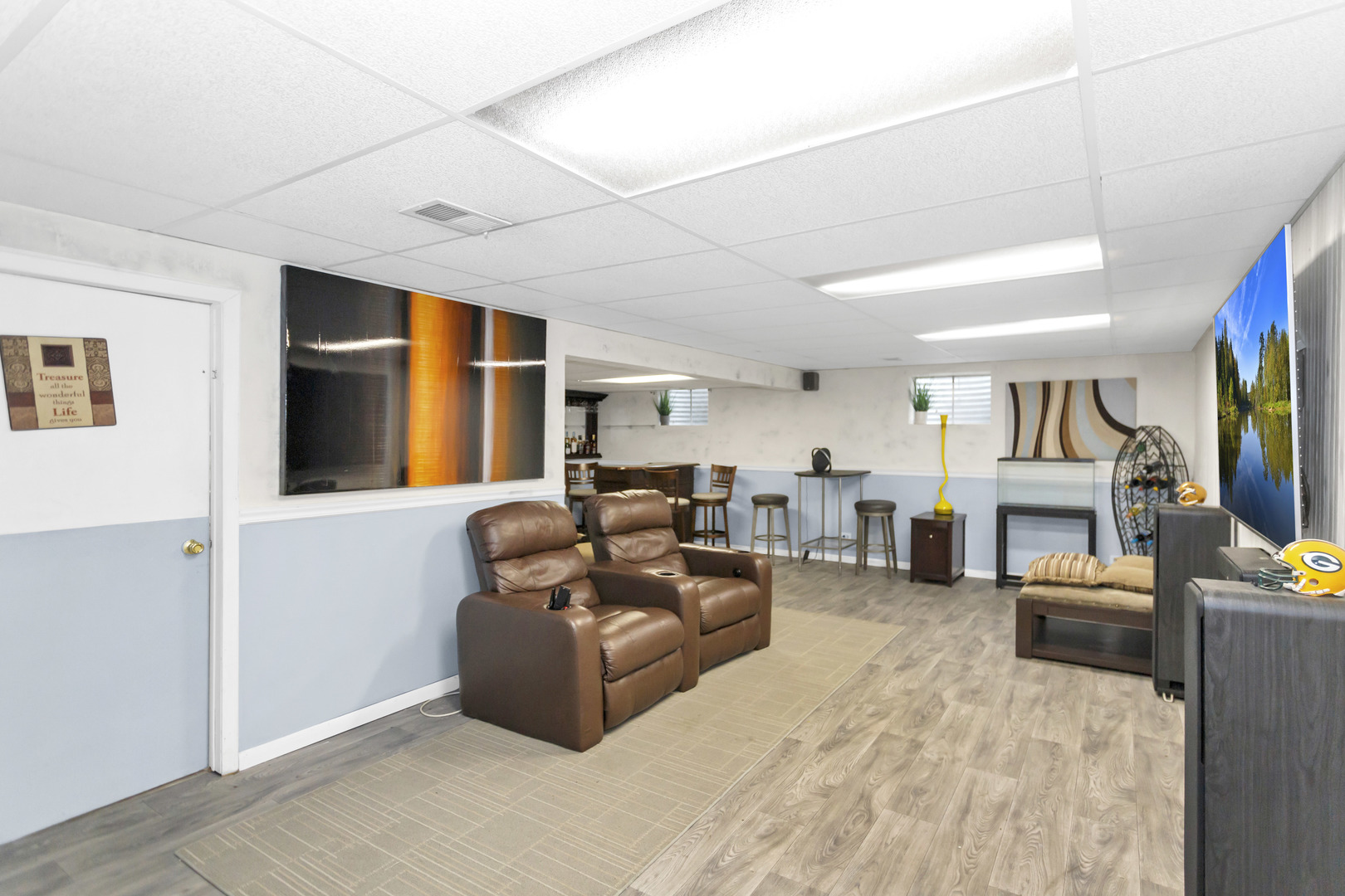 2687 Kettlehook Drive