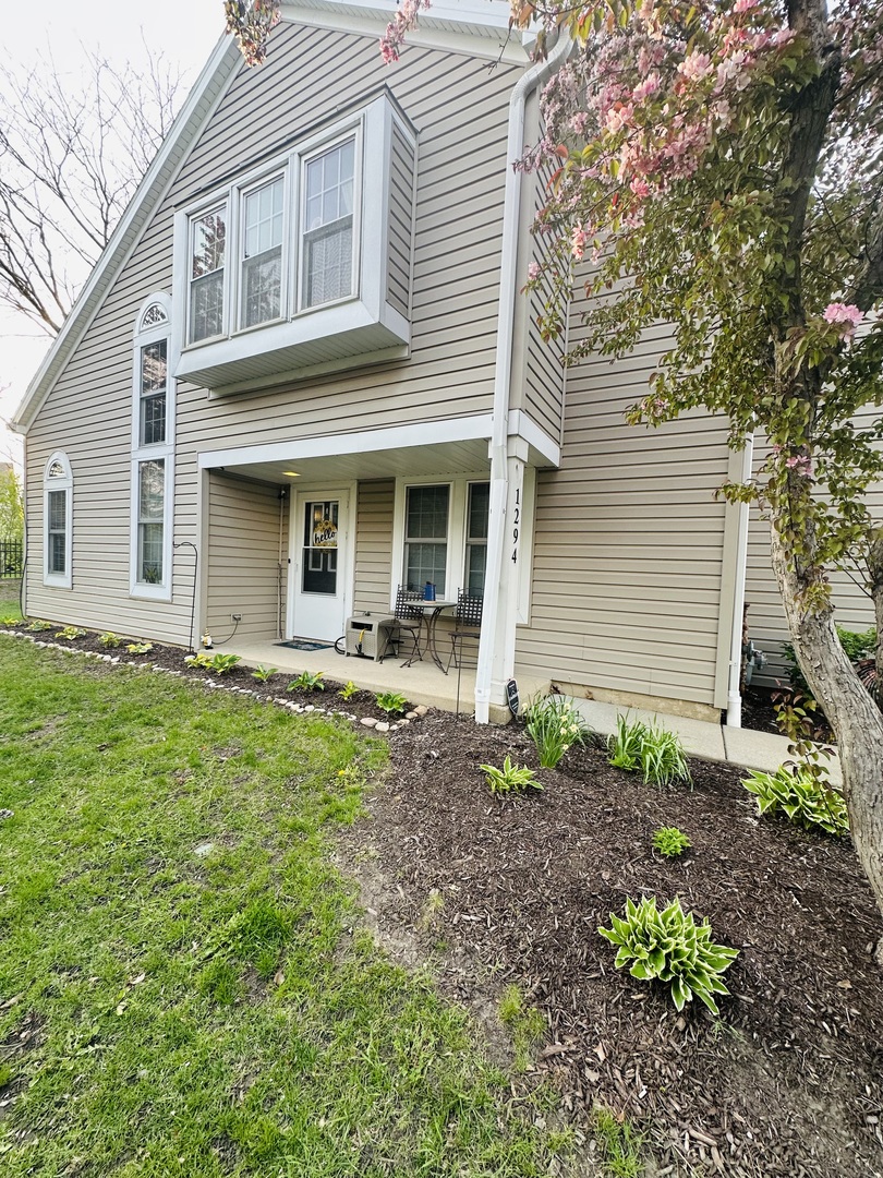 1294 Donegal Court Unit: 1294