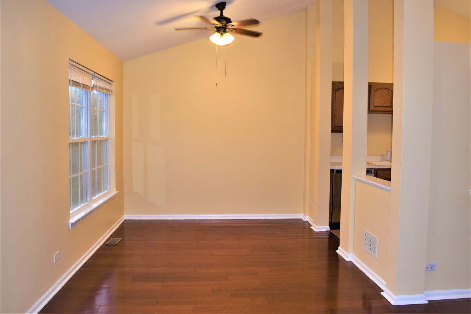723 Stuarts Drive Unit: 723