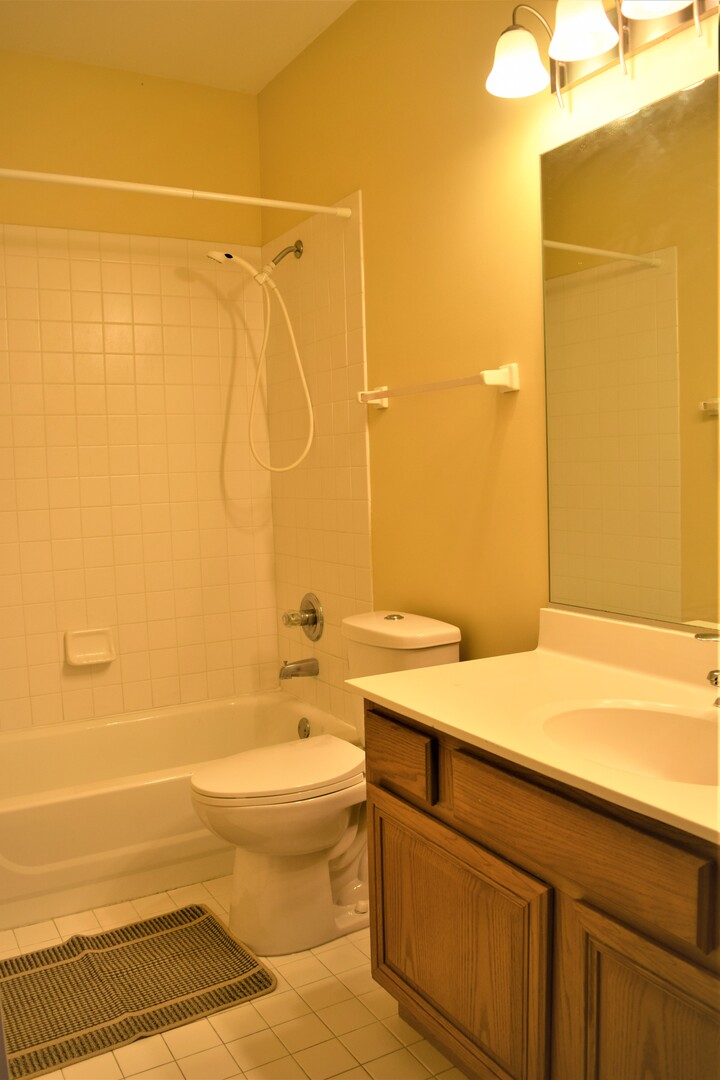 723 Stuarts Drive Unit: 723