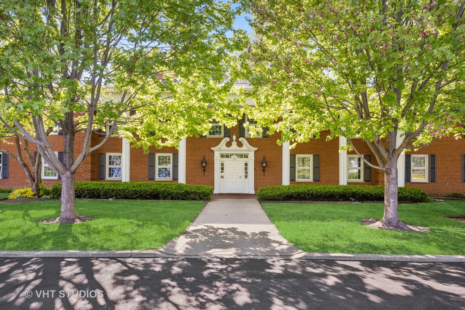 530 Devonshire Lane Unit: 12