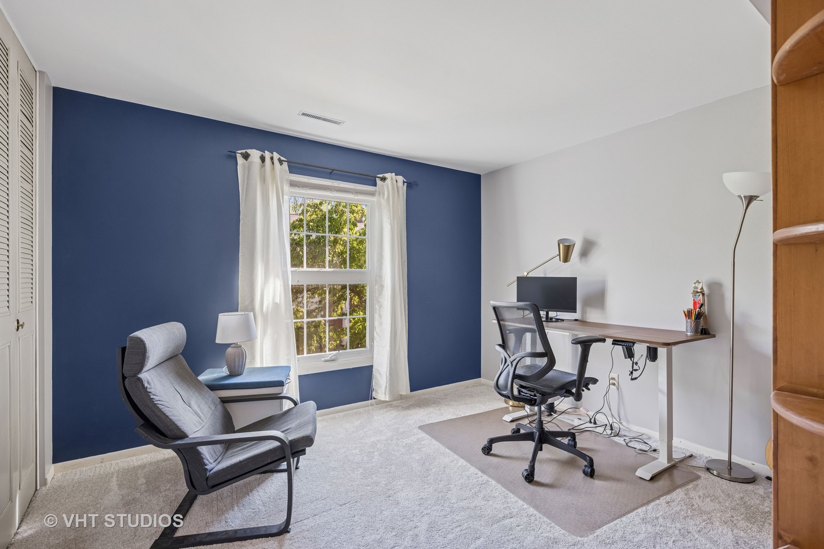 530 Devonshire Lane Unit: 12