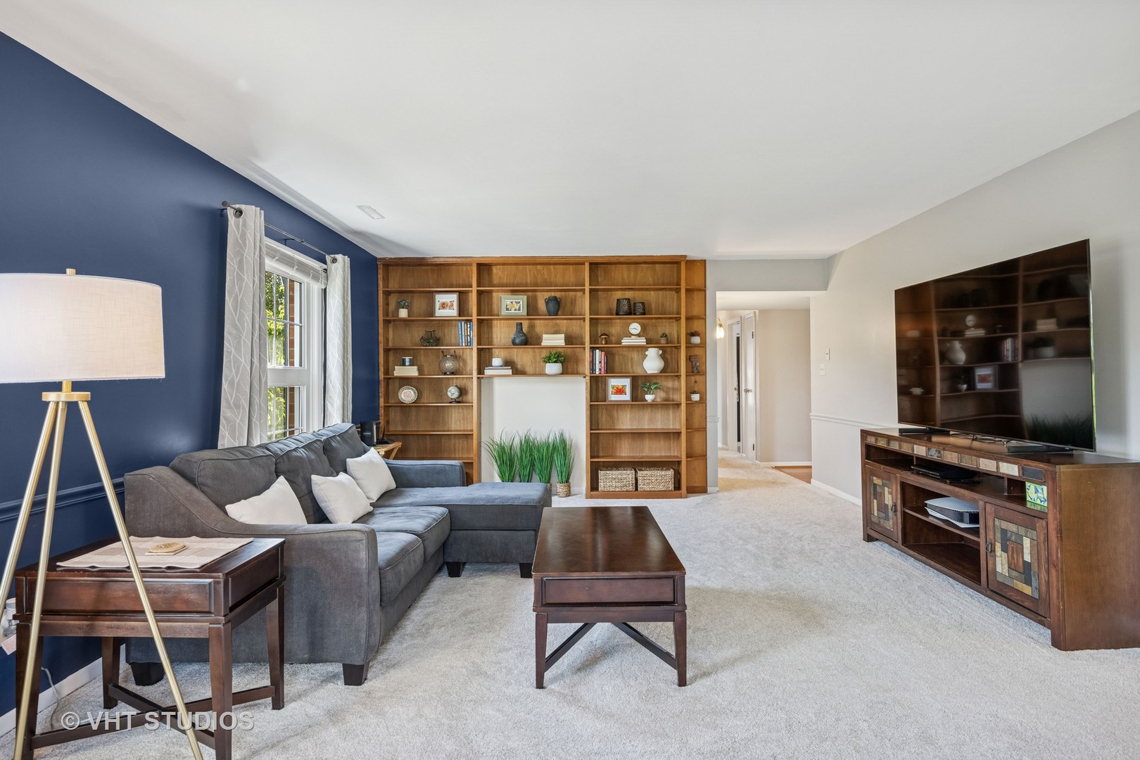 530 Devonshire Lane Unit: 12