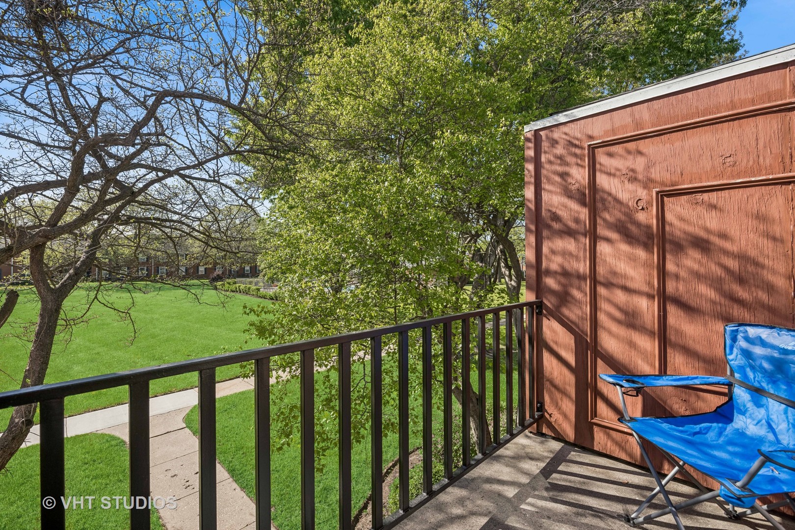 530 Devonshire Lane Unit: 12