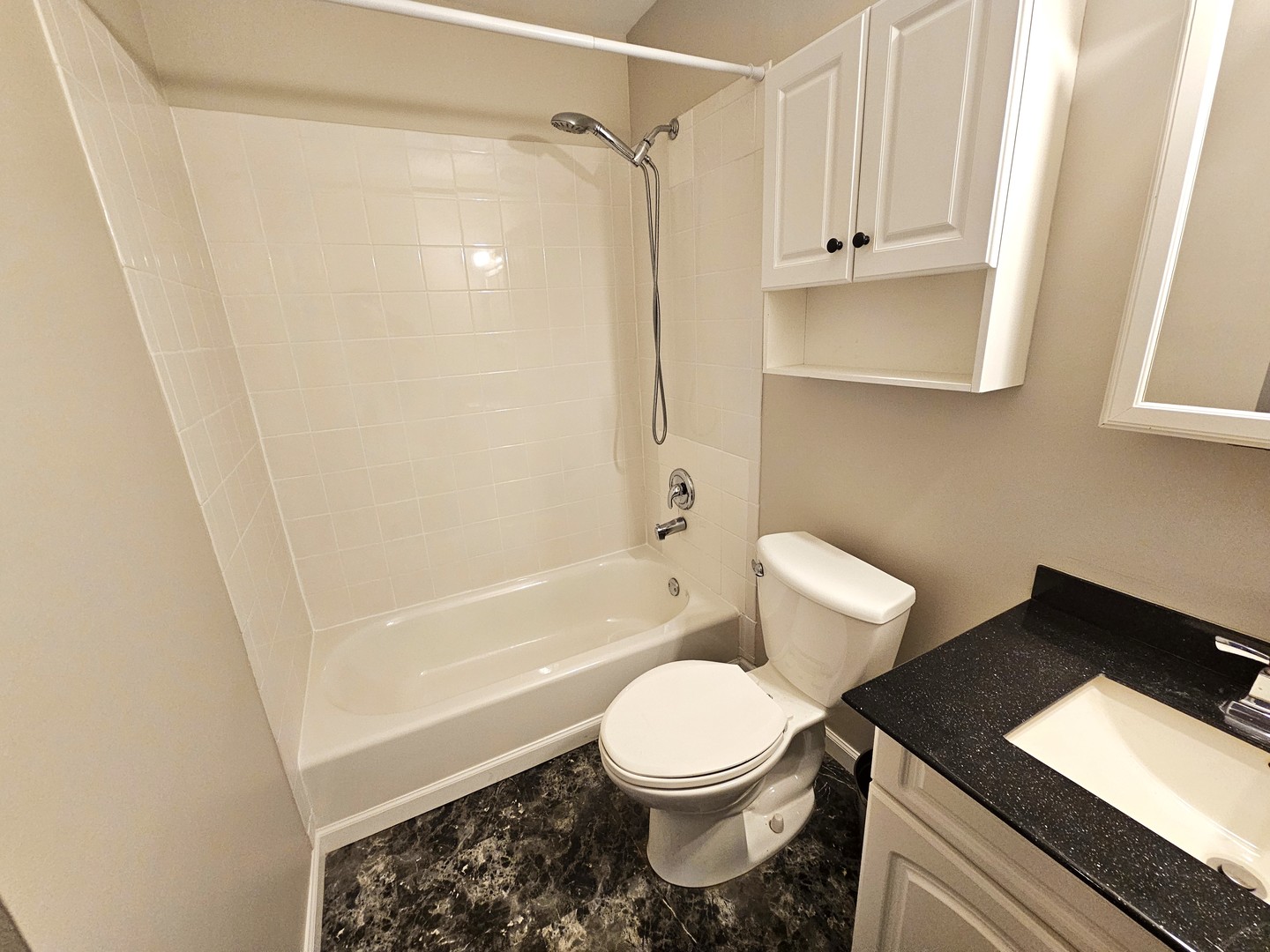 4B Kingery Quarter Unit: 206