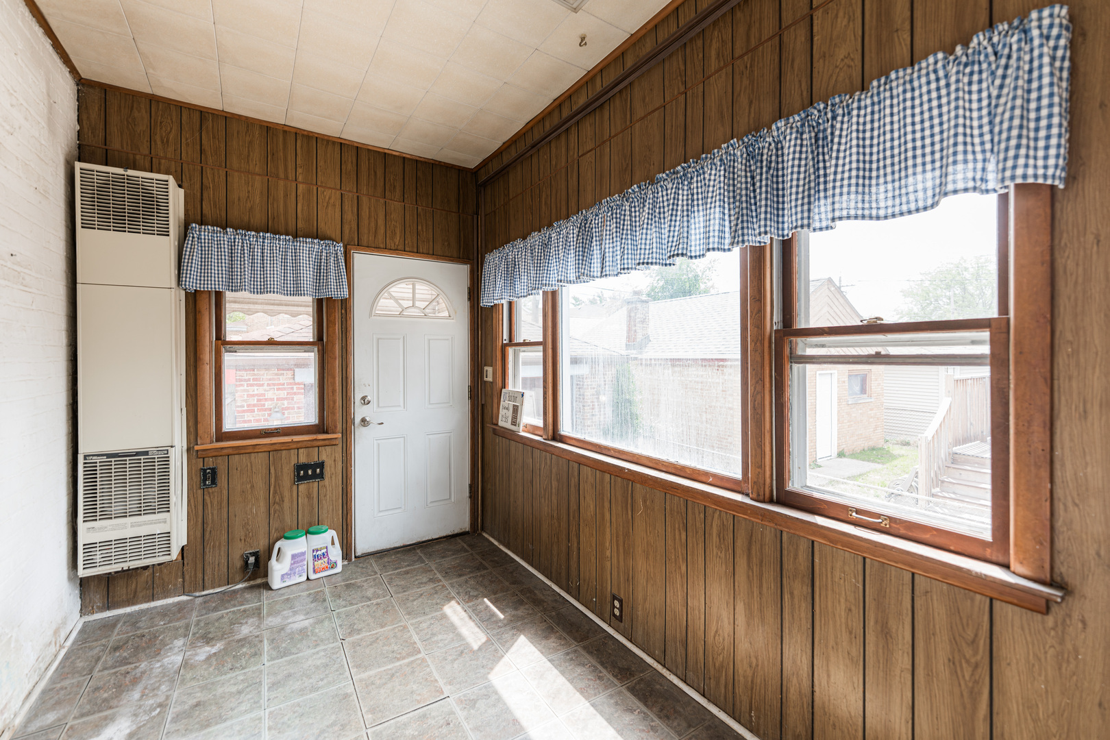 1753 N Normandy Avenue