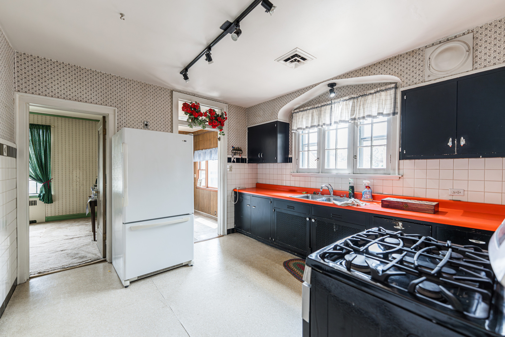 1753 N Normandy Avenue