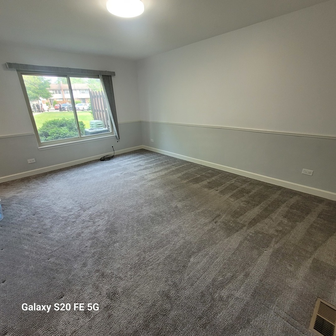 7309 Winthrop Way Unit: 2