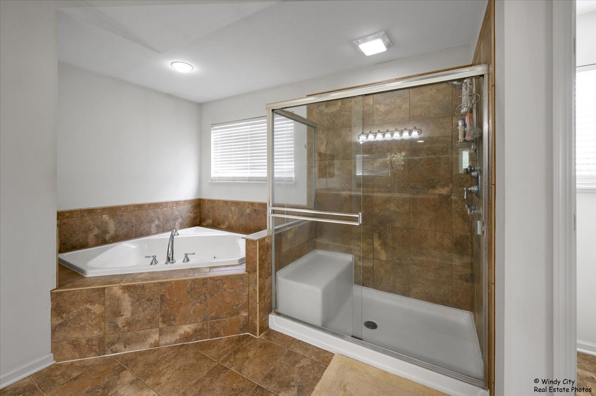 231 Valencia Parkway